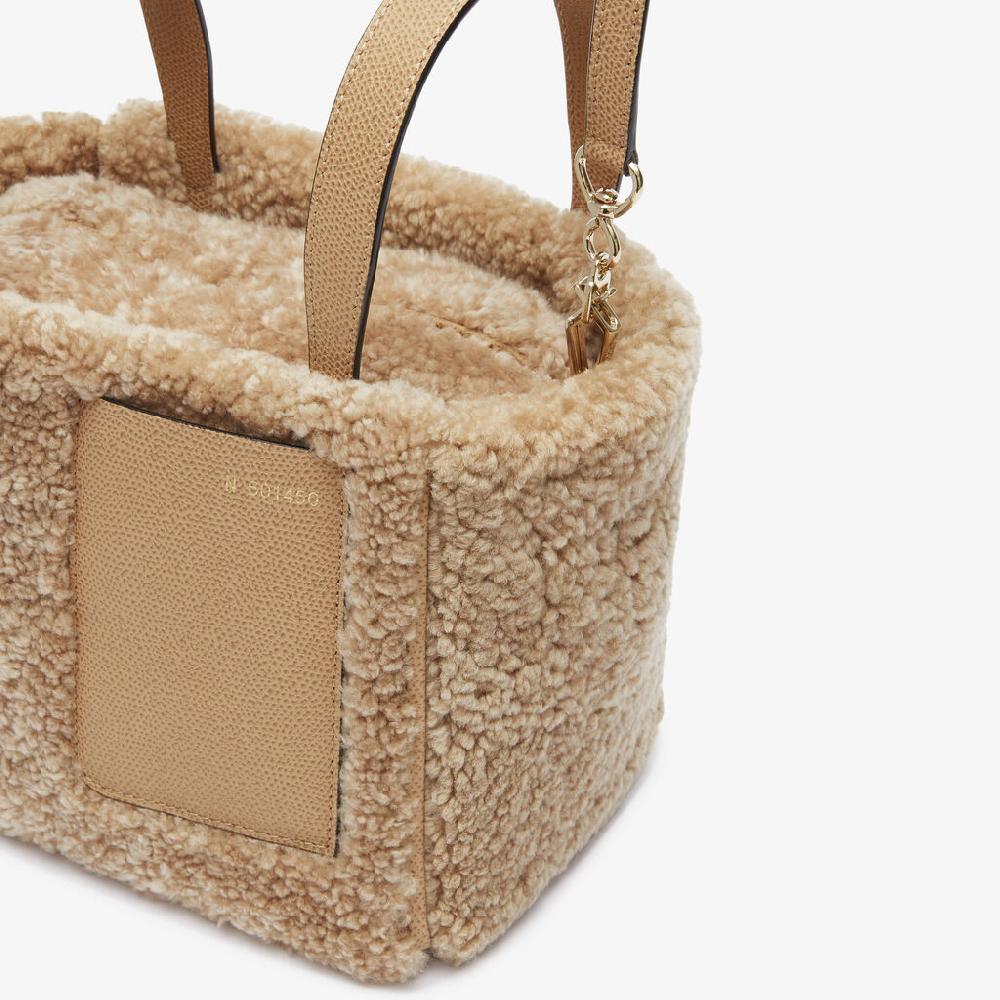 Valextra Borsa a secchiello da Donna in Shearling Beige | Valextra Soft Saldi Di Fabbrica