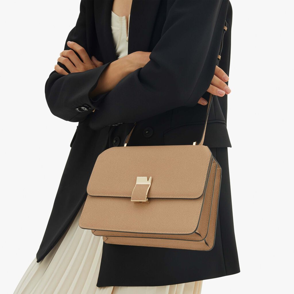 Valextra Borsa a tracolla comoda e versatile in Pelle Beige | Valextra Italia