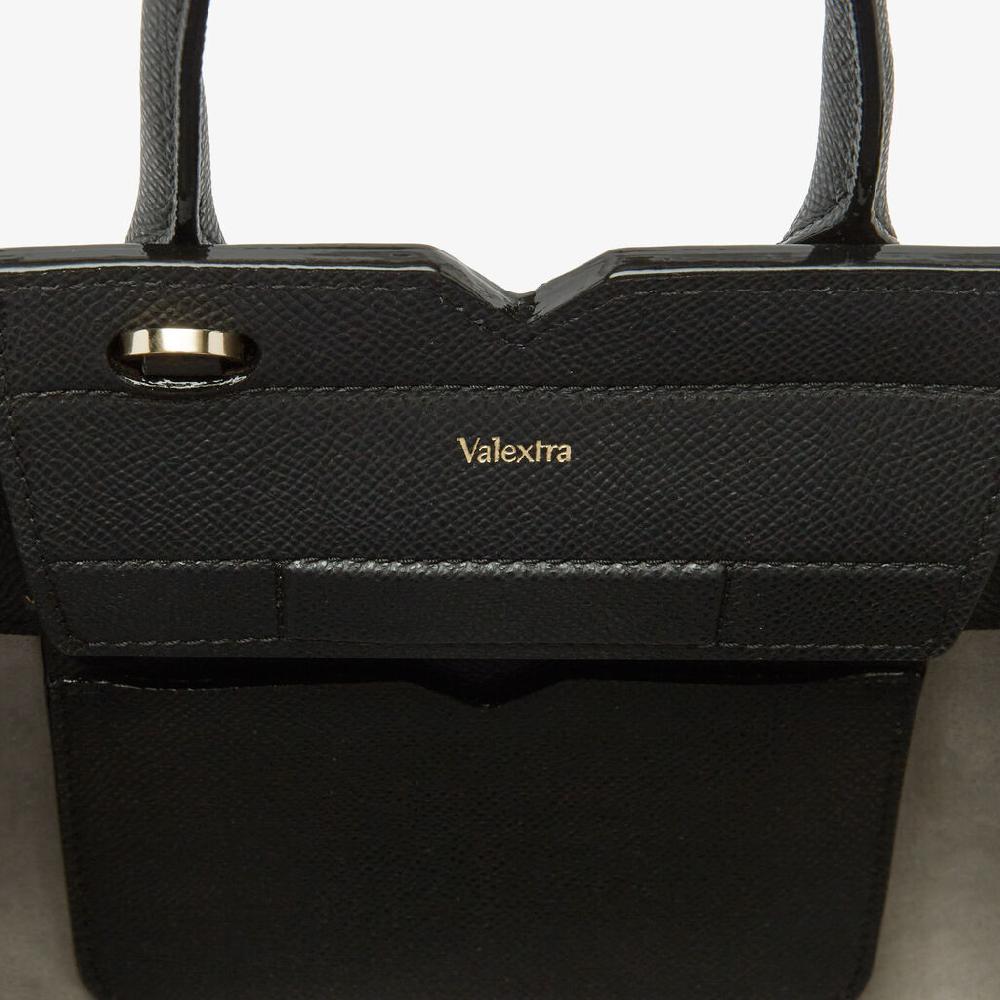 Valextra Borsa a Tracolla Milano Micro | Pelle di vitello Millepunte Soft | Nero | Valextra Negozi Online