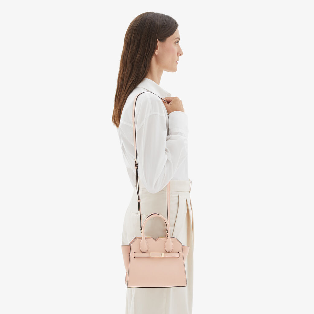 Valextra Borsa a Tracolla Milano Micro | Pelle di vitello Millepunte Soft | Rosa Bonne Mine | Valextra Acquista Ora