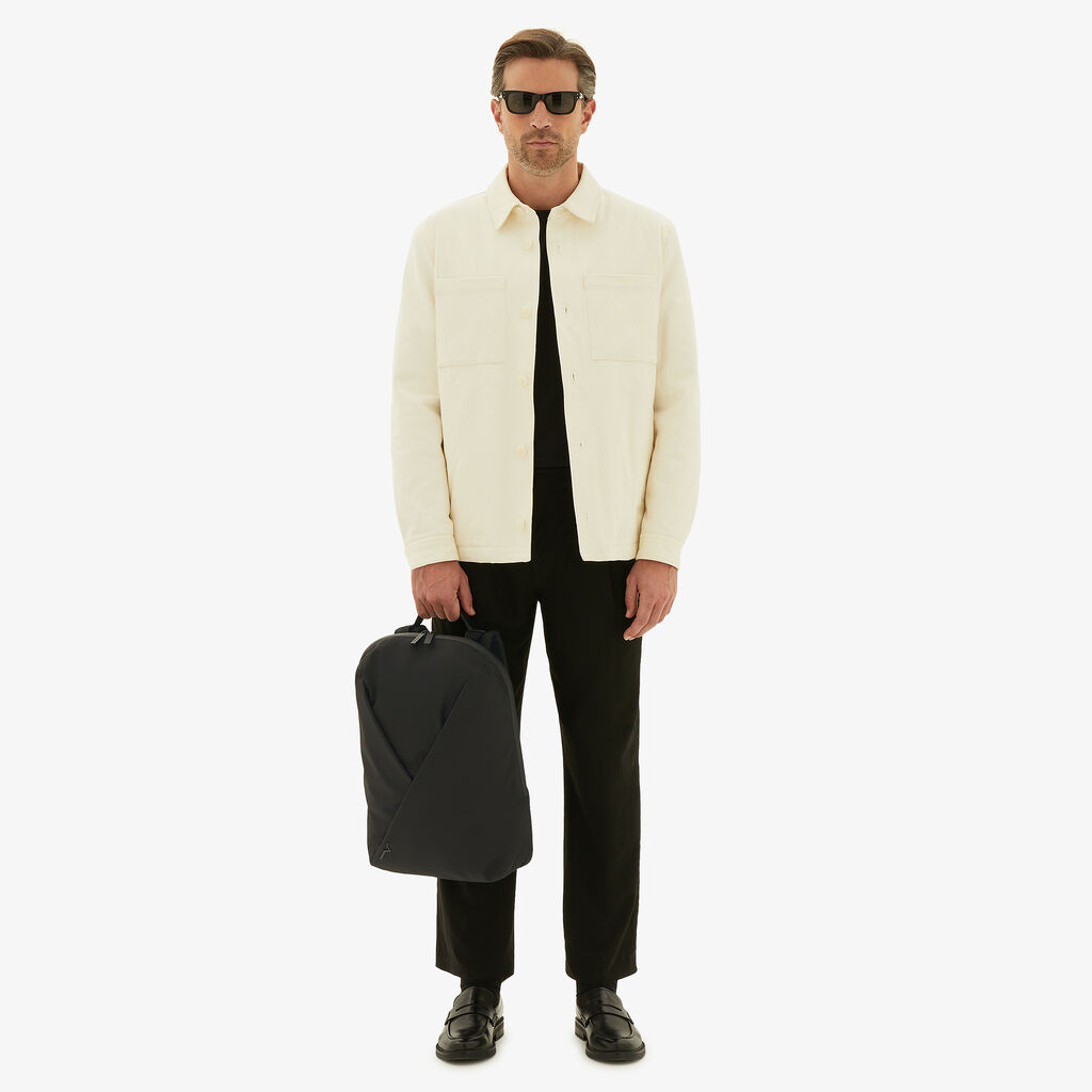 Valextra Zaino di Lusso in Nylon rigenerato e Pelle Nera | Valextra Shopping Online