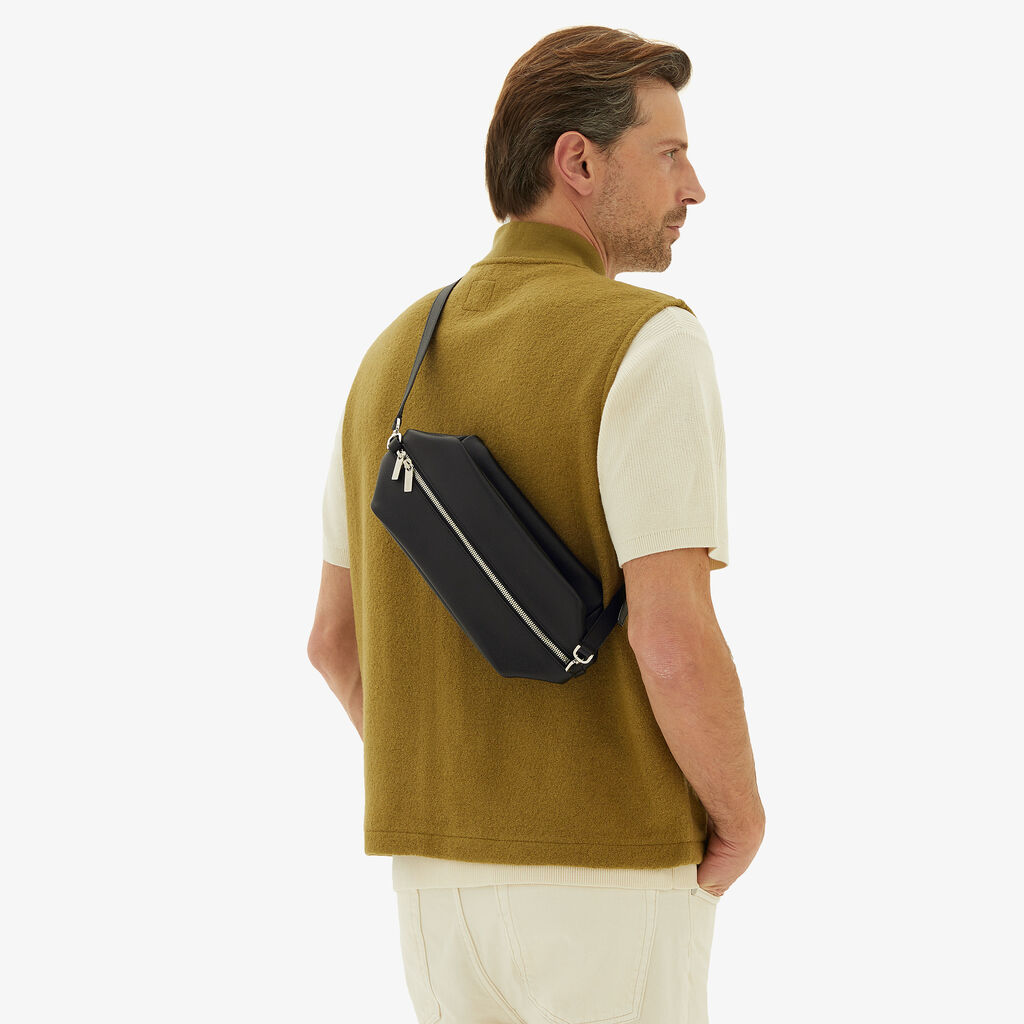 Valextra Borsa a tracolla da Donna Media in Pelle Nera | Valextra Qualità Garantita