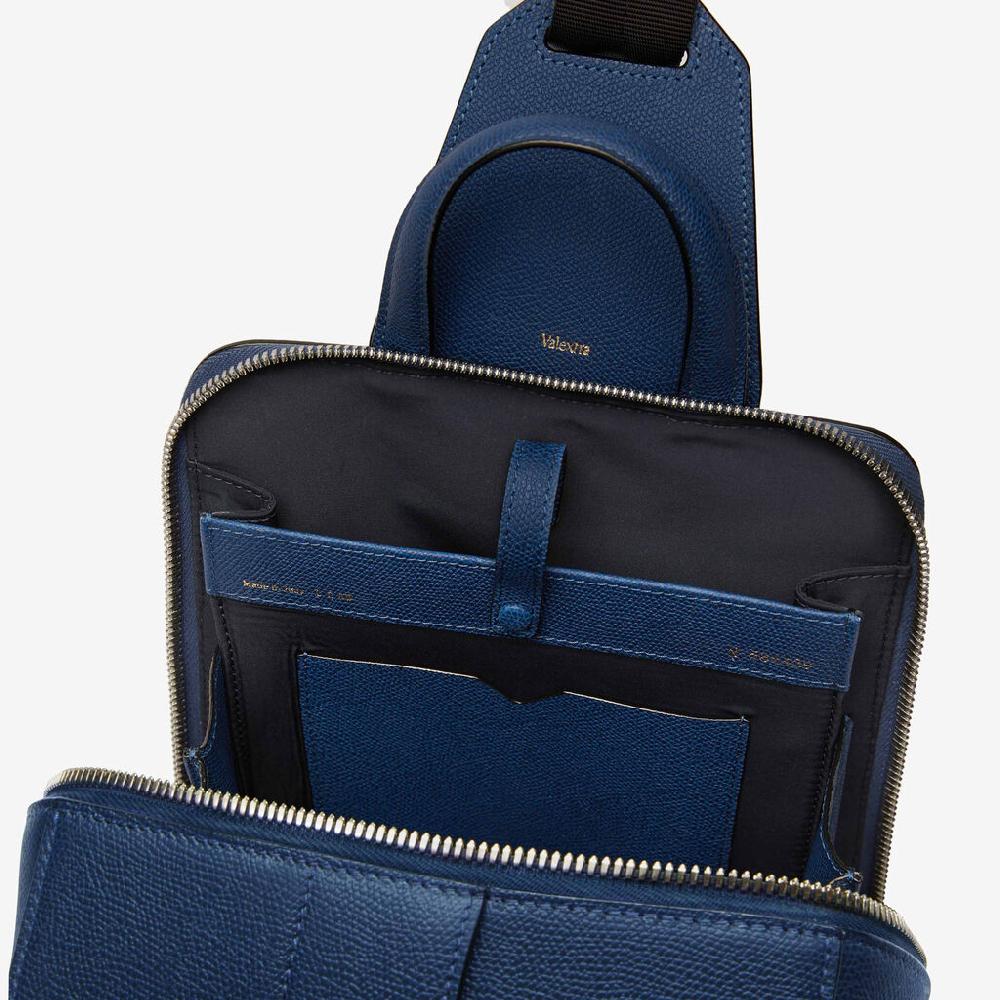 Valextra Zaino monospalla Uomo di Lusso in Pelle Blu | Valextra V-Line Affare Del Giorno