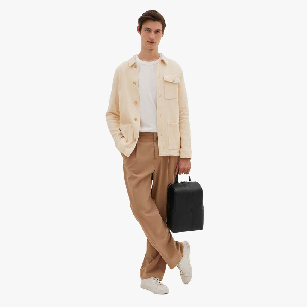Valextra Valextra V-Line: Zaino monospalla con porta iPad in Pelle Nera Outlet