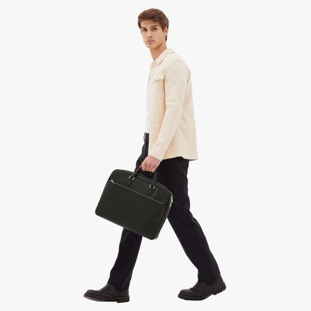 Valextra Borsa business Media in Pelle Nera | Valextra Avietta Shopping Online