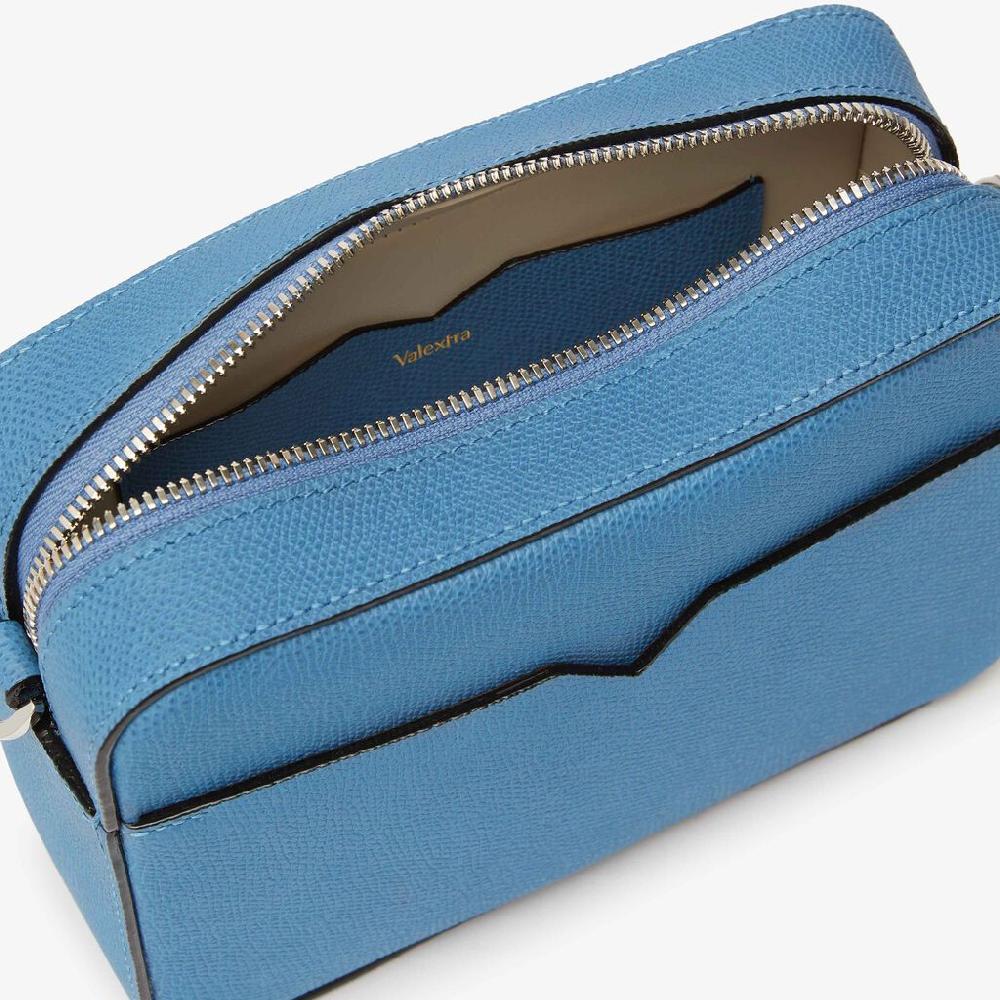 Valextra Borsa a tracolla Uomo di Lusso in Pelle Azzurra | Valextra V-Line Online