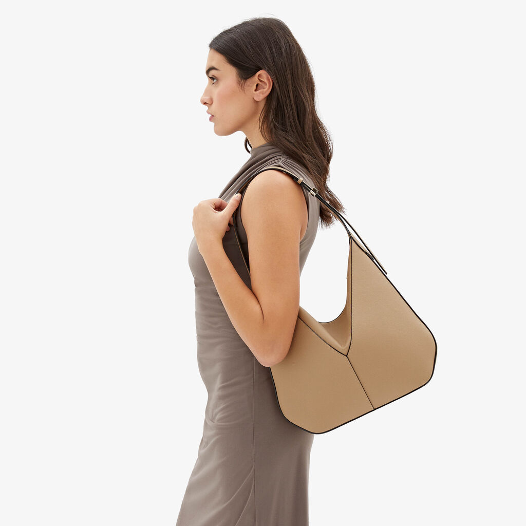 Valextra Borsa hobo da Donna di Lusso in Pelle rigida Beige | Valextra Vivi Saldi Di Fabbrica
