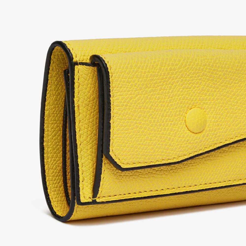 Valextra Portafoglio bifold in Pelle Gialla | Valextra Italy