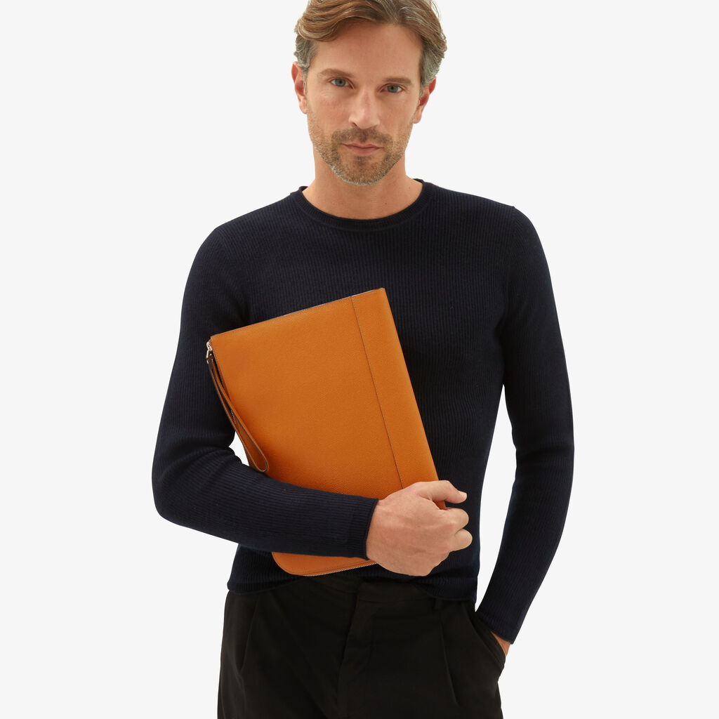 Valextra Portfolio porta pc da Uomo in Pelle Marrone | Valextra My Logo Negozi Online