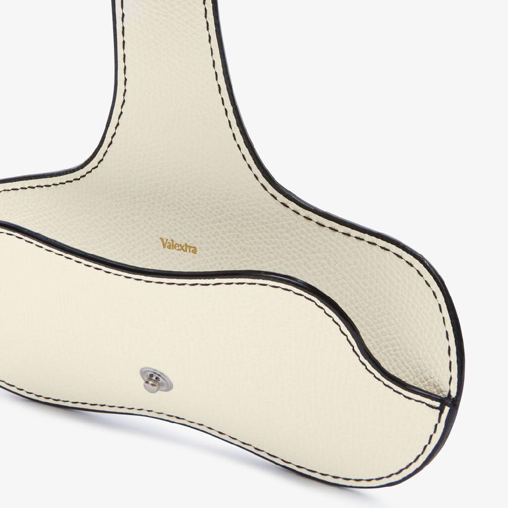 Valextra Porta occhiali in Pelle Bianca e Nera con tracolla | Valextra Comprane uno, ottenene uno gratis