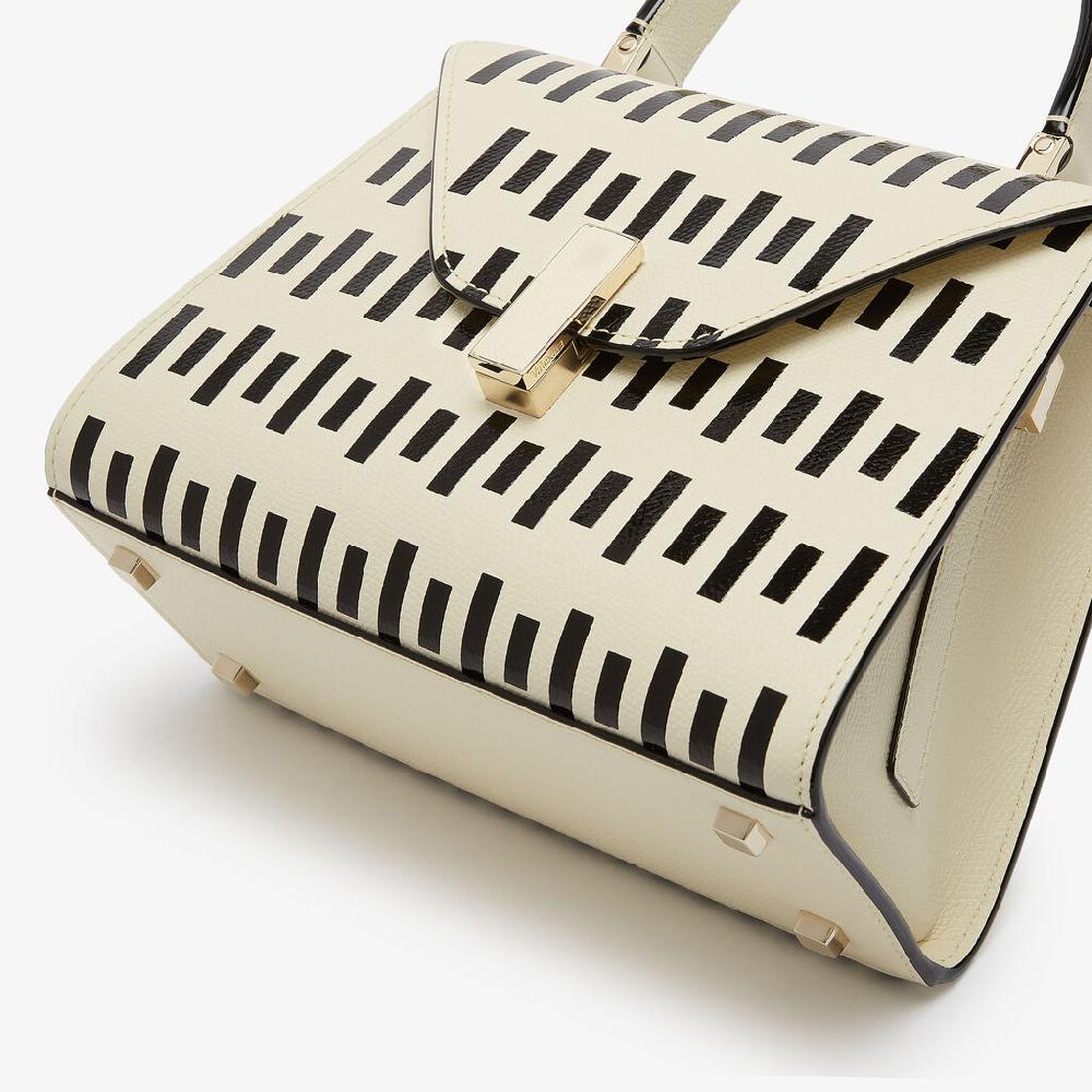 Valextra Borsa da Donna di Lusso in Pelle Bianca e Nera | Valextra Iside Bestseller