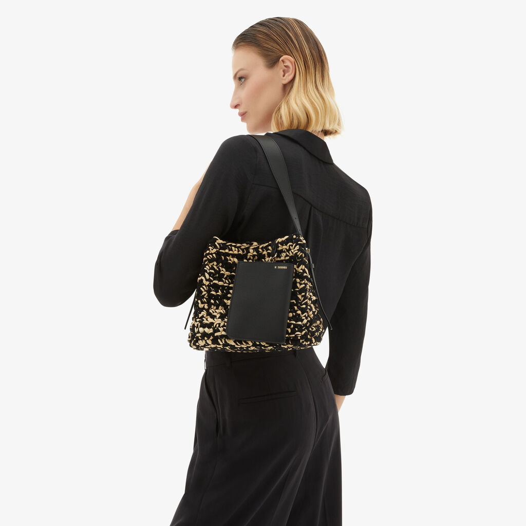 Valextra Borsa a secchiello Donna Nera e Beige in Rafia e Cotone | Valextra In vendita