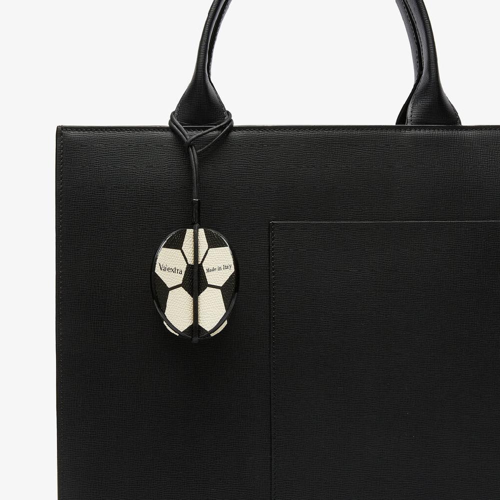 Valextra Charm palla da calcio da Donna in Pelle Bianca e Nera | Valextra Sottocosto
