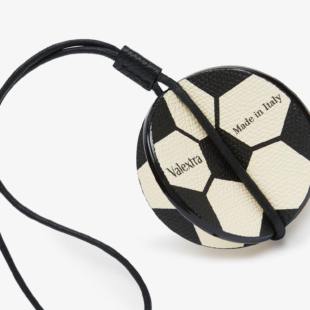 Valextra Charm palla da calcio da Donna in Pelle Bianca e Nera | Valextra Sottocosto