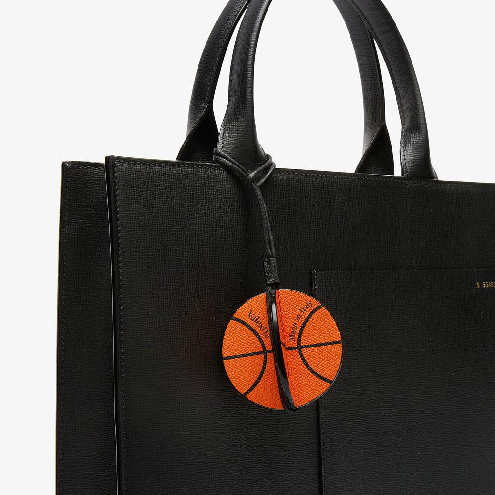 Valextra Charm palla da bascket in Pelle Arancione e Nera | Valextra Convenienza