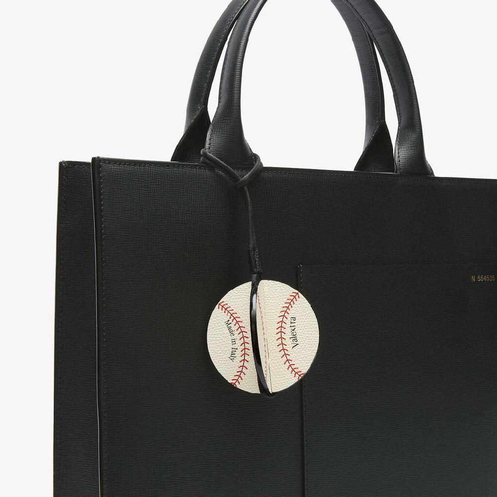 Valextra Charm palla da baseball in Pelle Bianca Rossa e Nera | Valextra In Saldo