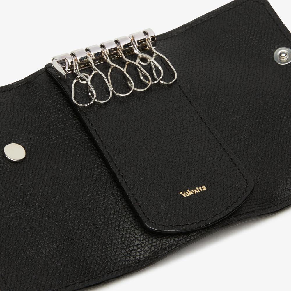 Valextra Portachiavi in Pelle Nera con bottone | Valextra Tric Trac Offerta per la Festa della Mamma