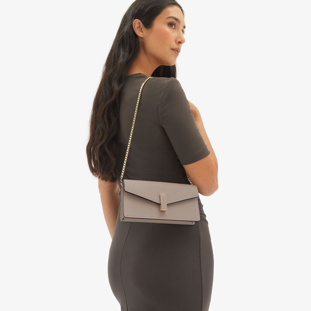 Valextra Clutch da Donna in Pelle Rosa di Lusso | Valextra Iside Ultimi due giorni