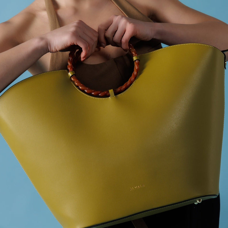 ALMALA KIM | LIME Consegna Veloce