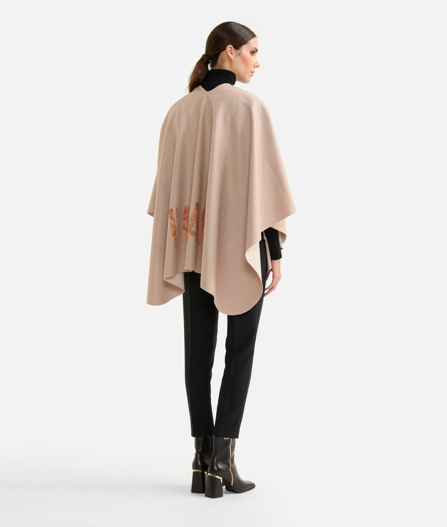 Alviero martini 1a classe Mantella in panno con logo 1ᴬ Classe Panna Promozione