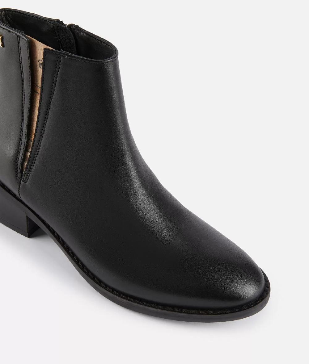 Alviero martini 1a classe Tronchetti in pelle liscia con logo 1ᴬ Classe Neri Offerta