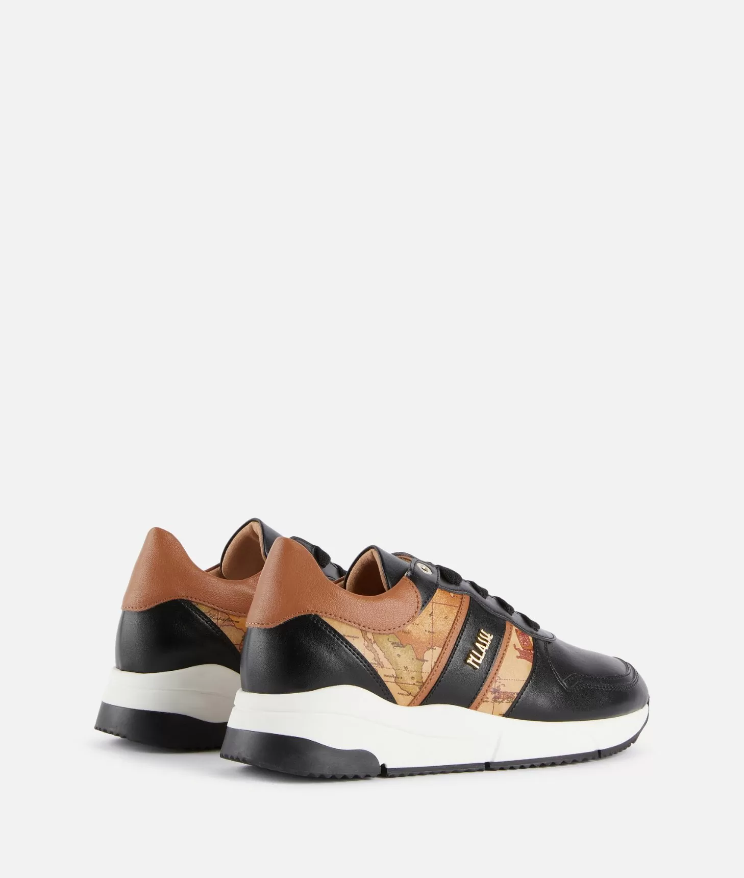 Alviero martini 1a classe Running in eco nappa con logo e dettagli Geo Classic Nere Fino al 50% di sconto