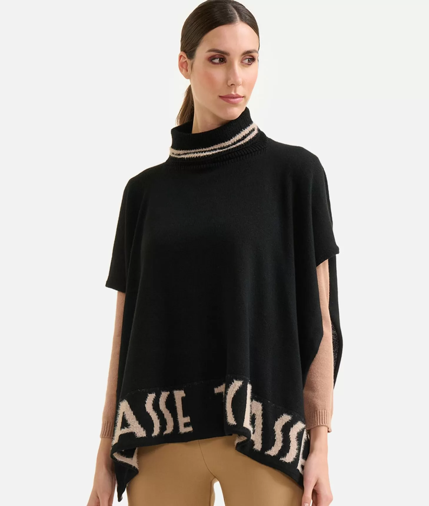 Alviero martini 1a classe Poncho a collo alto con logo Nero Smaltimento dello stoccaggio